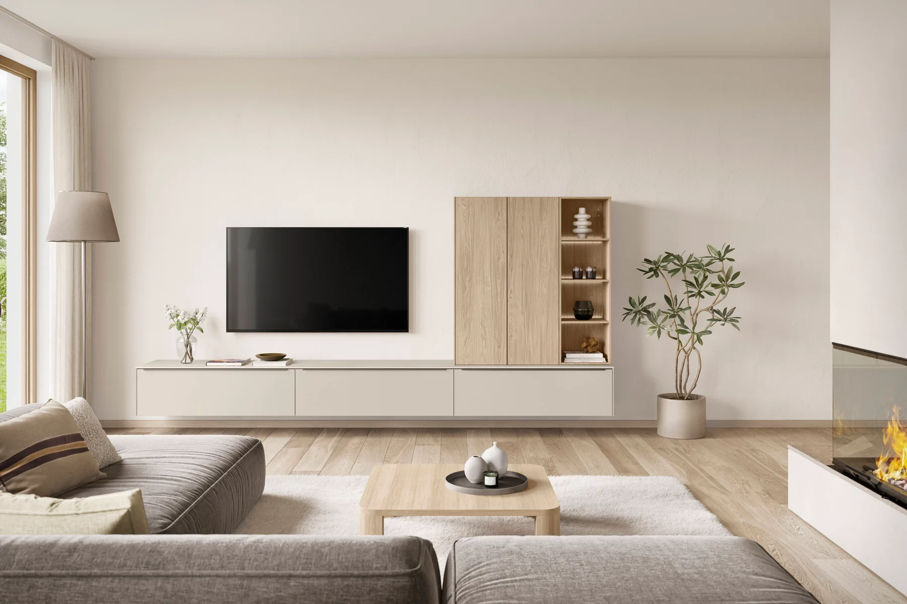 Wohninspiration: helle Wohnwand mit TV-Board und Holzvitrine